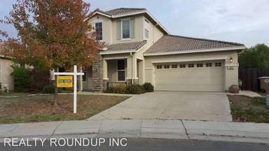 Main picture of 10253 Nevers Way