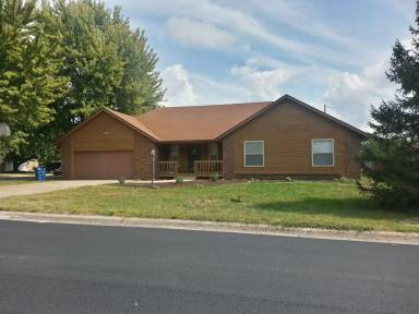 Main picture of 3716 N Pickwick Ave