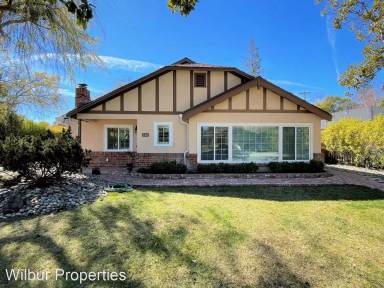 Main picture of 2390 Ross Rd