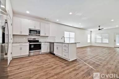 Main picture of 361 Turnberry Ct