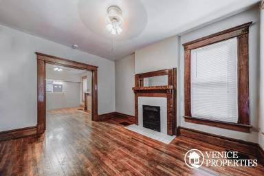 Main picture of 2166 Summit St