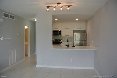 Main picture of 2160 SW 16th Ave