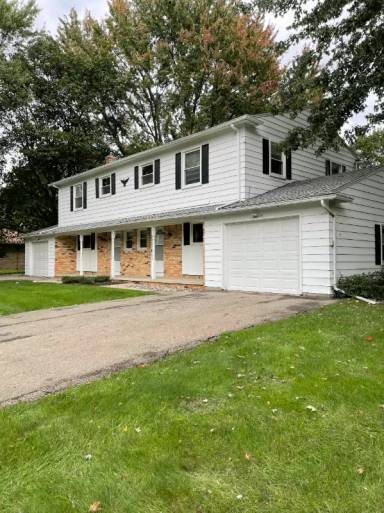 Main picture of 4670 Kingswood Dr