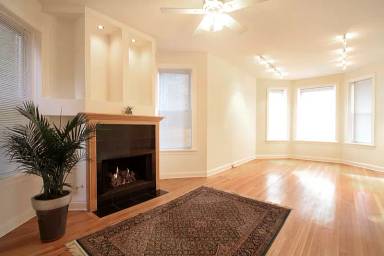 Main picture of 2633 N Troy St