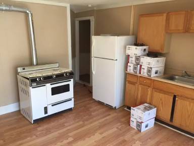 Main picture of 266-268 Pleasant St - 5