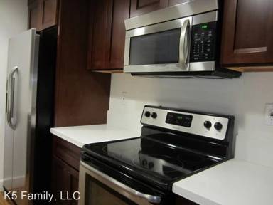 Main picture of 2400 Shadow Ln