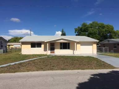 Main picture of 4549 Kennedy Dr