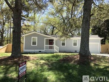 Main picture of 2314 Taylor St