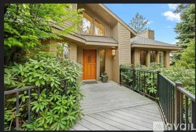 Main picture of 4902 N Northwood Dr