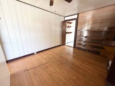 Main picture of 522 Lauiki St