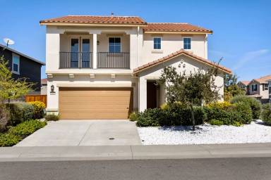 Main picture of 2197 Castle Pines Way