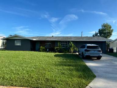 Main picture of 3441 Fairview Dr