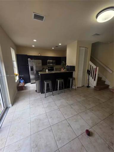 Main picture of 9424 SW 171st Pl