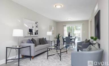 Main picture of 209 W Edgewater Way