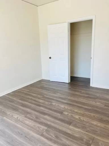 Main picture of 2329 Crenshaw Blvd