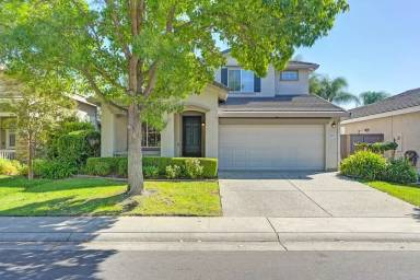 Main picture of 9717 Waterfowl Dr
