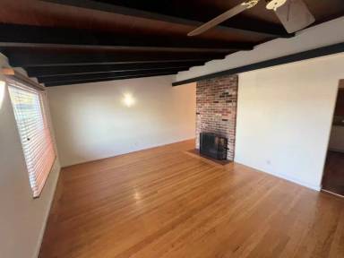 Main picture of 26779 Lauderdale Ave