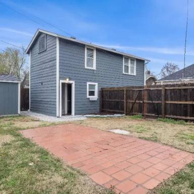 Main picture of 1343 1/2 S Florence Pl