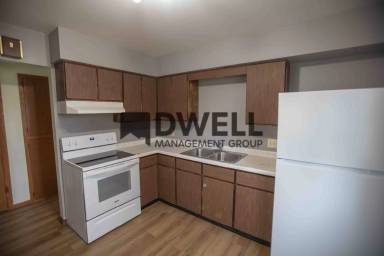 Main picture of 1351 5th Ave SE