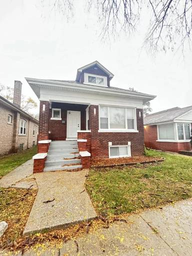 Main picture of 8319 S Cregier Ave