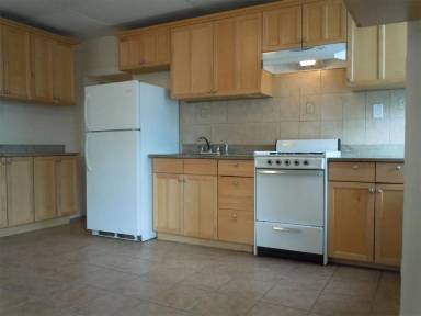 Main picture of 31 Elmwood St - 3