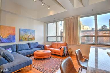 Main picture of 12 S Lexington Ave