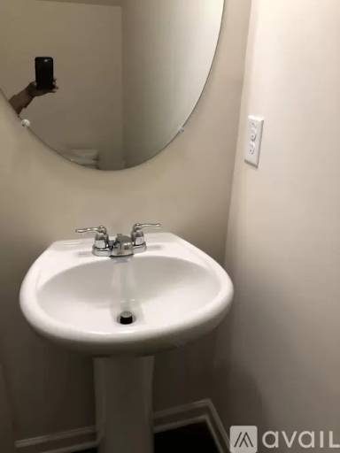 Main picture of 5825 Union Walk Dr