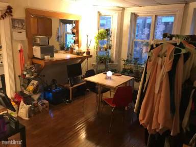 Main picture of 16 Royce Rd