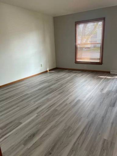 Main picture of 1001 Brookwood Dr