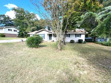 Main picture of 504 Dixie Dr