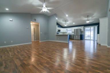 Main picture of 106 Ethan Ct