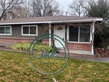 Main picture of 404 W Ninth St