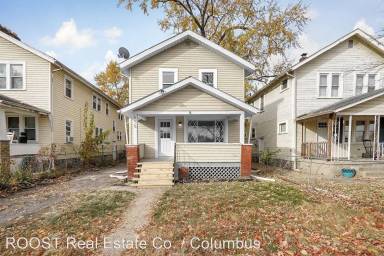 Main picture of 611 S Burgess Ave
