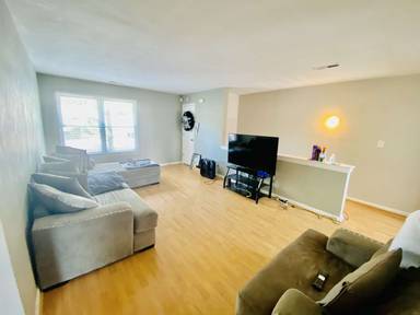 Main picture of 8570 Chesapeake Blvd