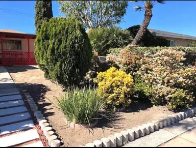 Main picture of 4640 Clairemont Dr
