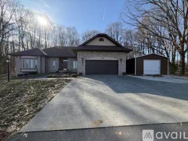 Main picture of 119 Cochran Rd