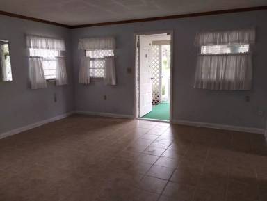 Main picture of 14147 Irving St