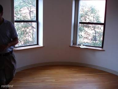 Main picture of 84 Gainsborough St