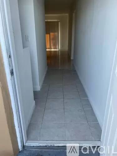Main picture of 1501 Crescent Cir
