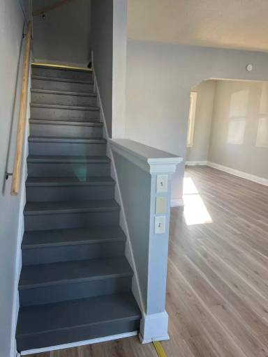 Main picture of 1111 W Mullan Ave