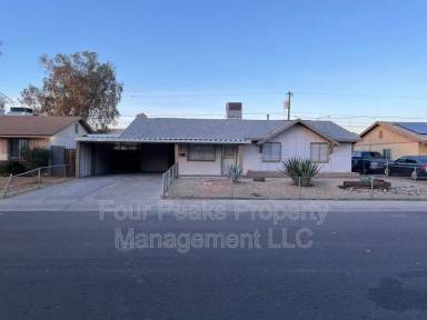 Main picture of 6406 W Rose Ln