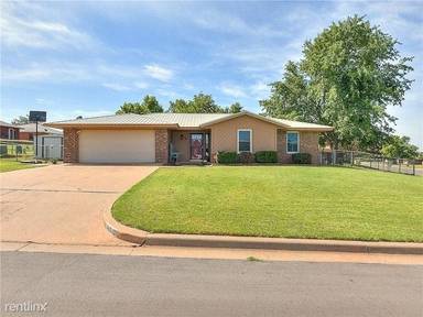 Main picture of 148 Hiler Dr
