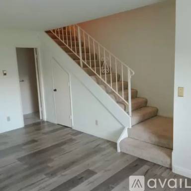 Main picture of 28184 Ridgecove Ct S
