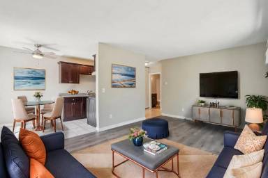 Main picture of Colorado Avenue Apartments