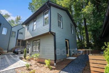 Main picture of 1081 Hill St SE