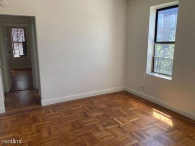 Main picture of 3040 Cruger Ave