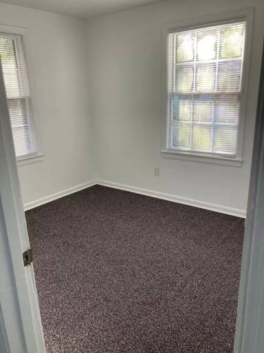 Main picture of 207 Highway Ave NE