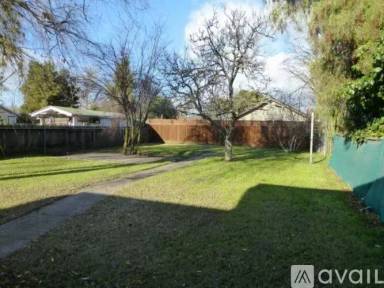 Main picture of 36840 Olive St