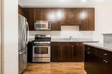 Main picture of 1650 Riverwoods