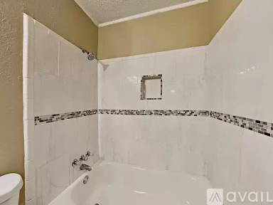 Main picture of 709 Via Avenida